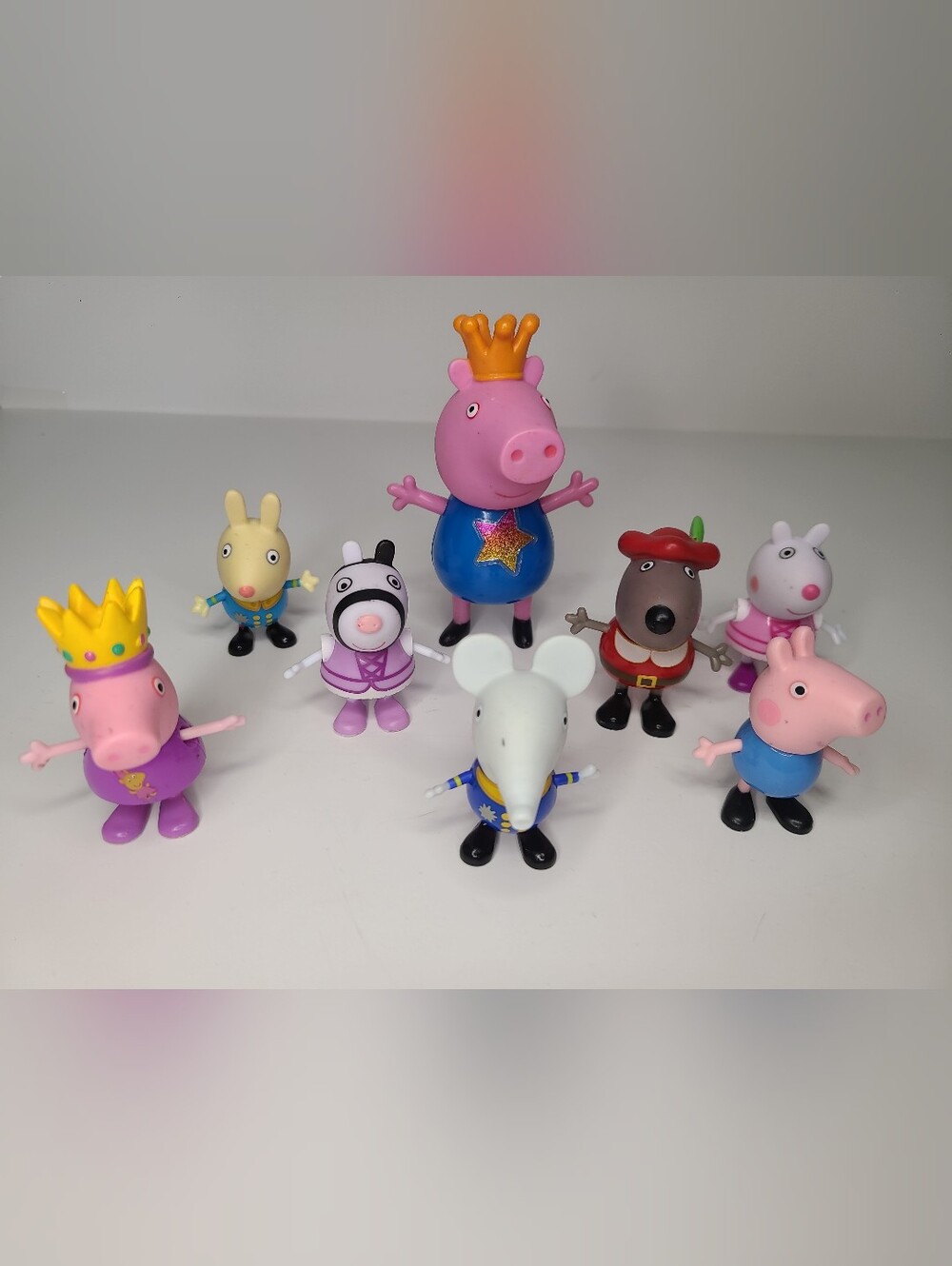 Peppa Pig's Royal Court Figures Lot of 8